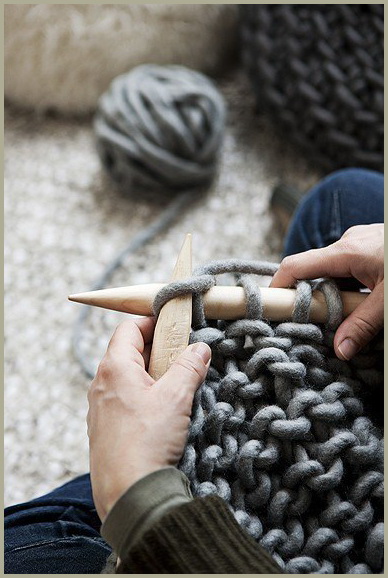 Клубочки и вязание