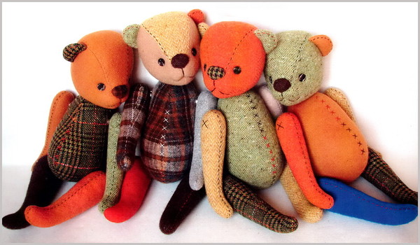 Медвежата Тедди из разных материалов