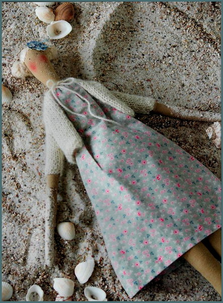 Девочка на песке из книги Тони Финнангер "Tildas sommerliv"