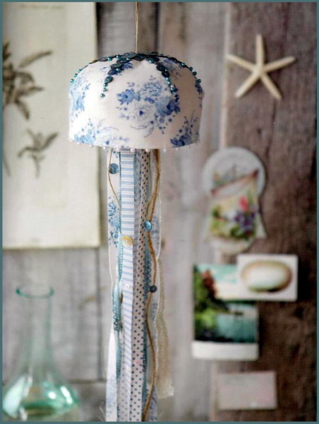 Медуза стилизованная из книги Тони Финнангер "Tildas sommerliv"